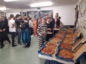 Dominos in Bulk!