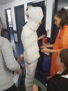 Wrapping mummys